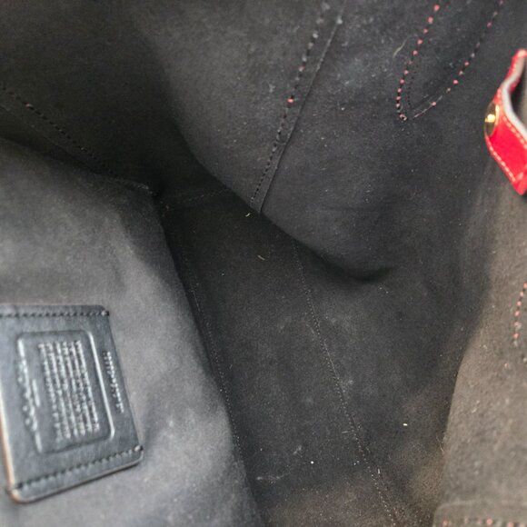 COACH Derby Tote Bag in Pebble Leather - Picture 11 of 12